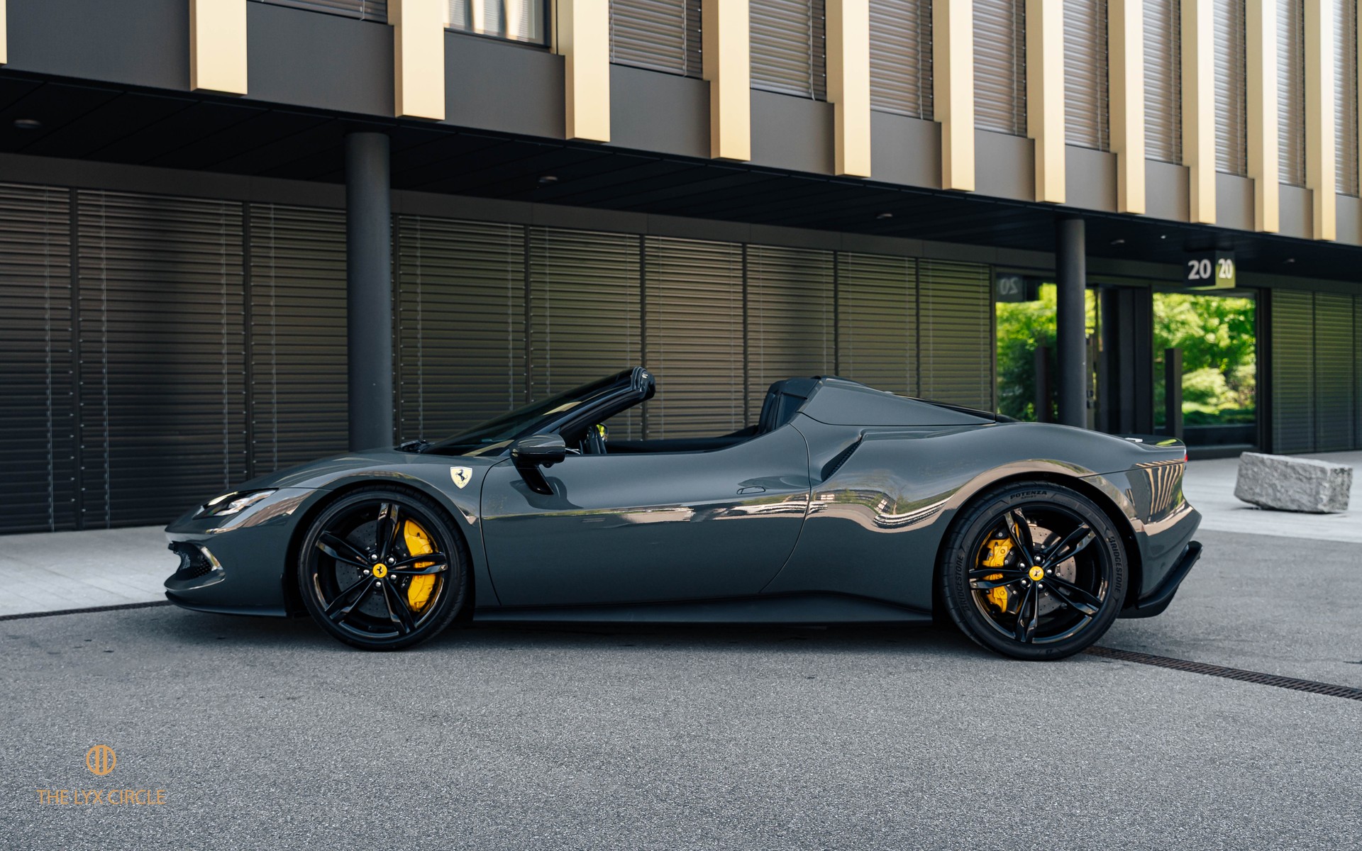 FERRARI 296 GTS-image-5