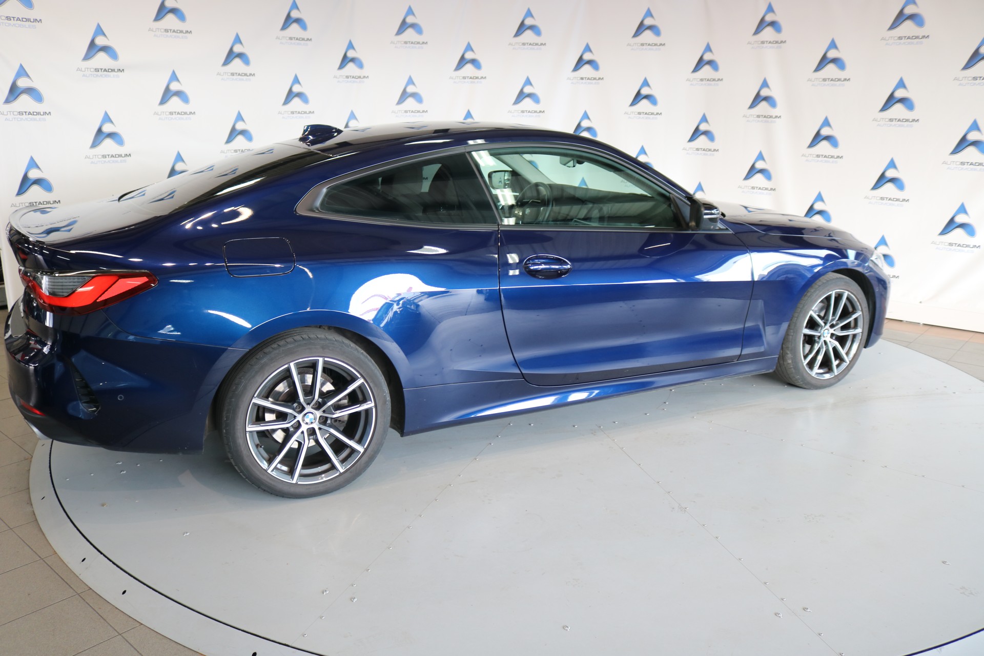 BMW 420i xDrive Coupé Steptronic-image-25