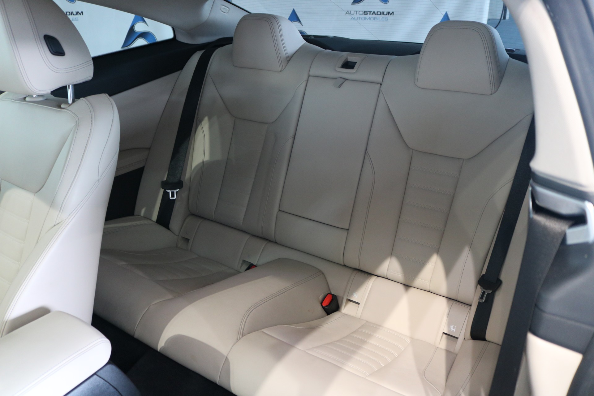 BMW 420i xDrive Coupé Steptronic-image-38