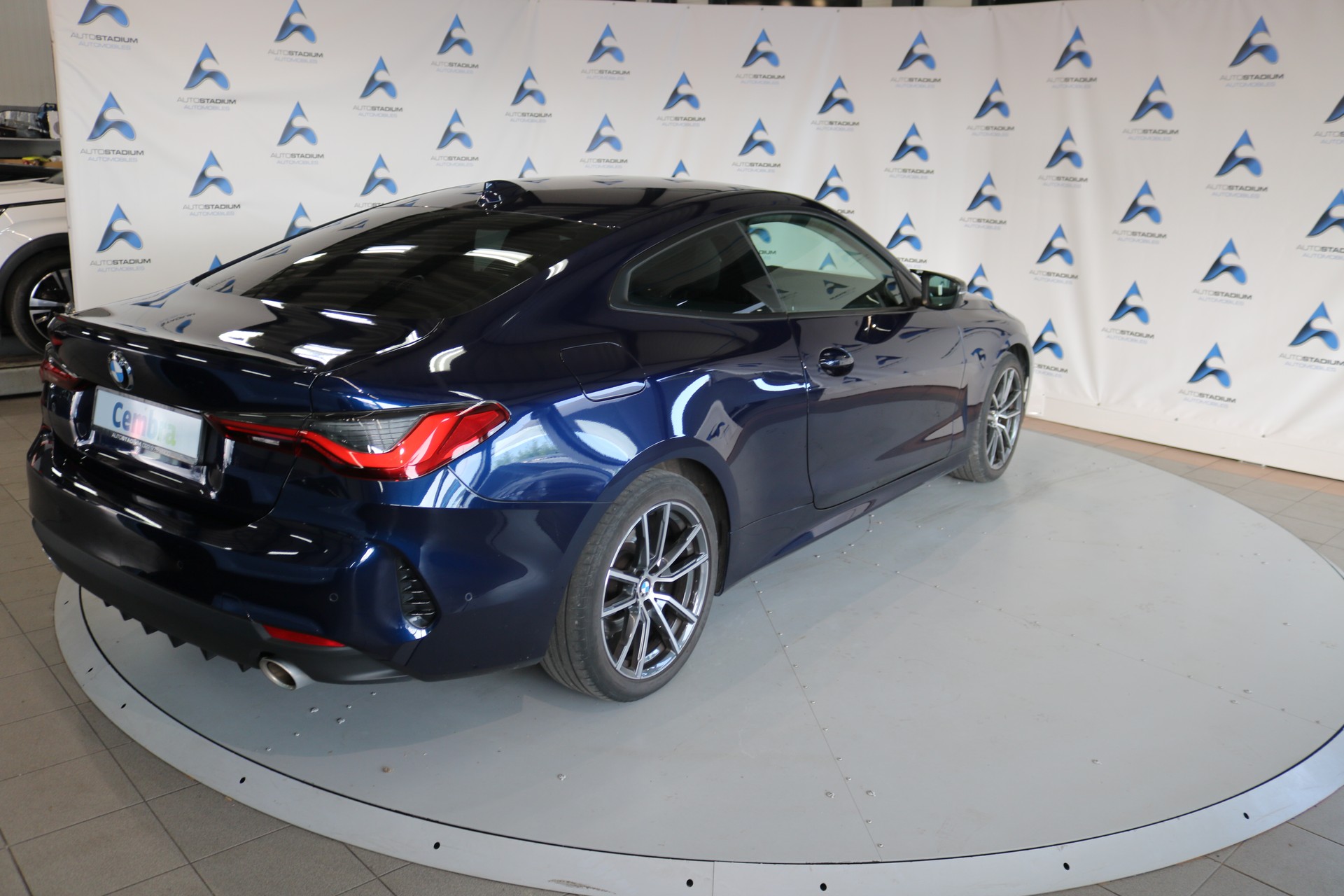 BMW 420i xDrive Coupé Steptronic-image-24