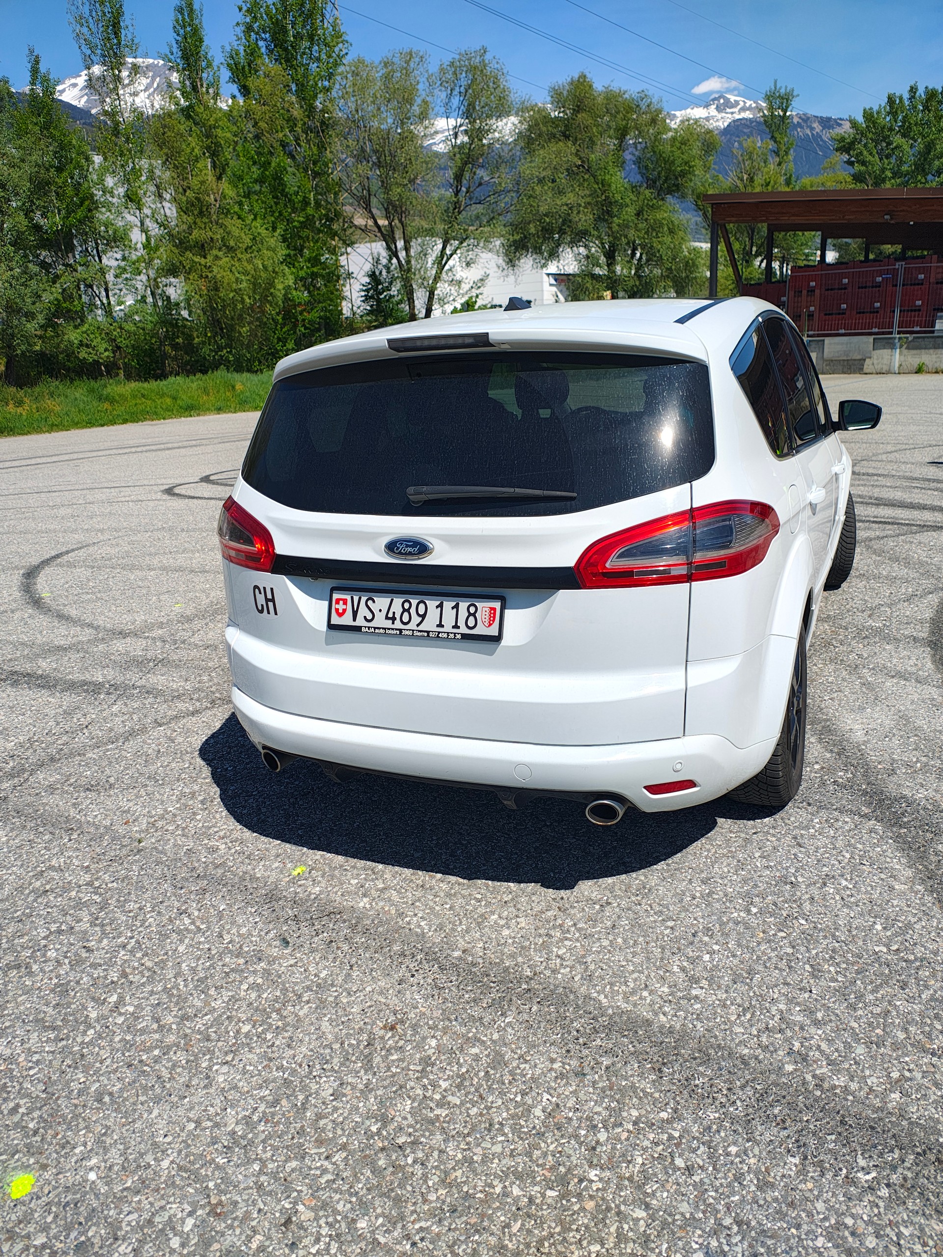 FORD S-Max 2.2 TDCi TitaniumS-image-2
