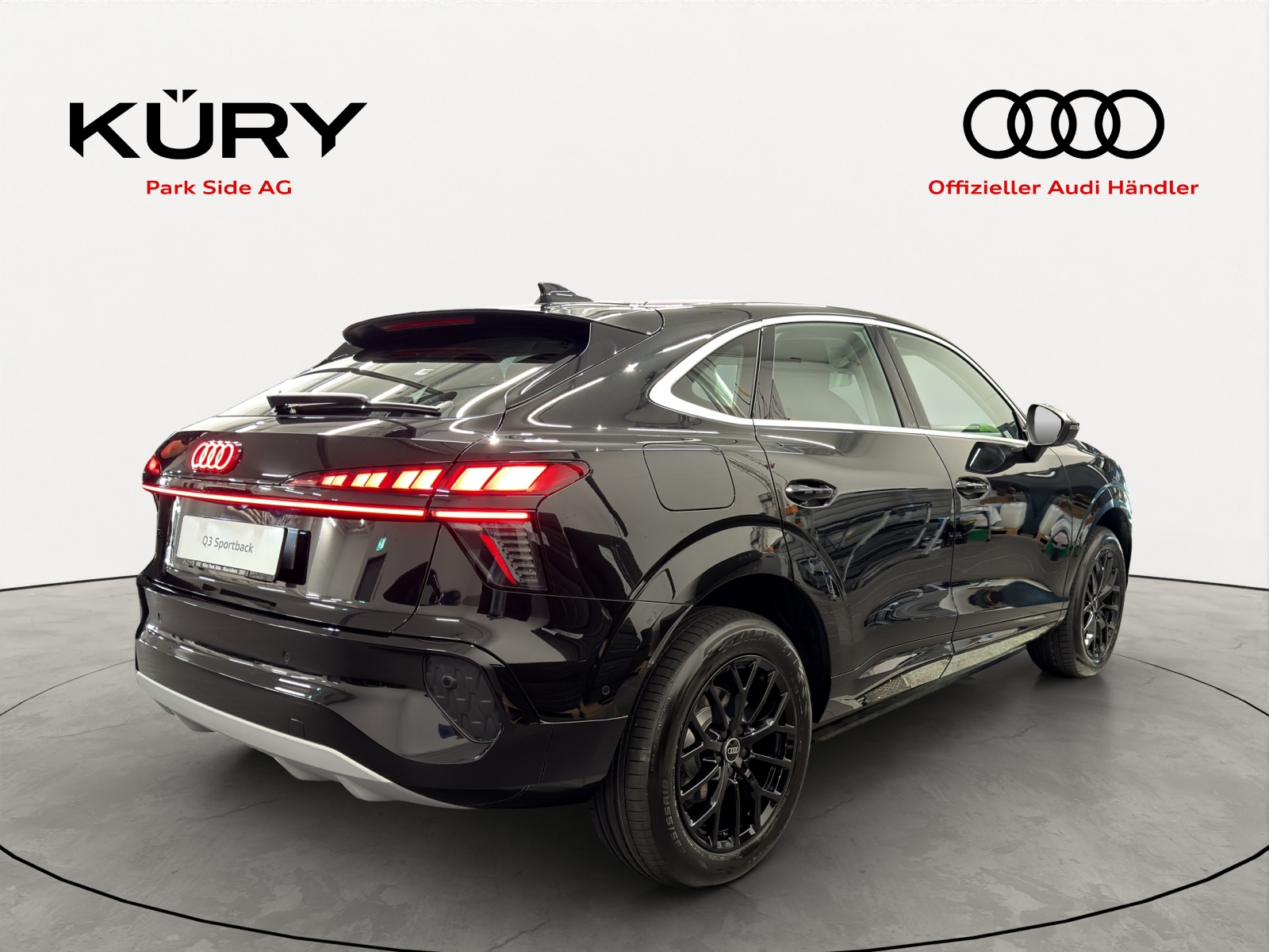 AUDI Q3 Sportback TFSI 110 kW S tronic 150PS-showroom-element-3
