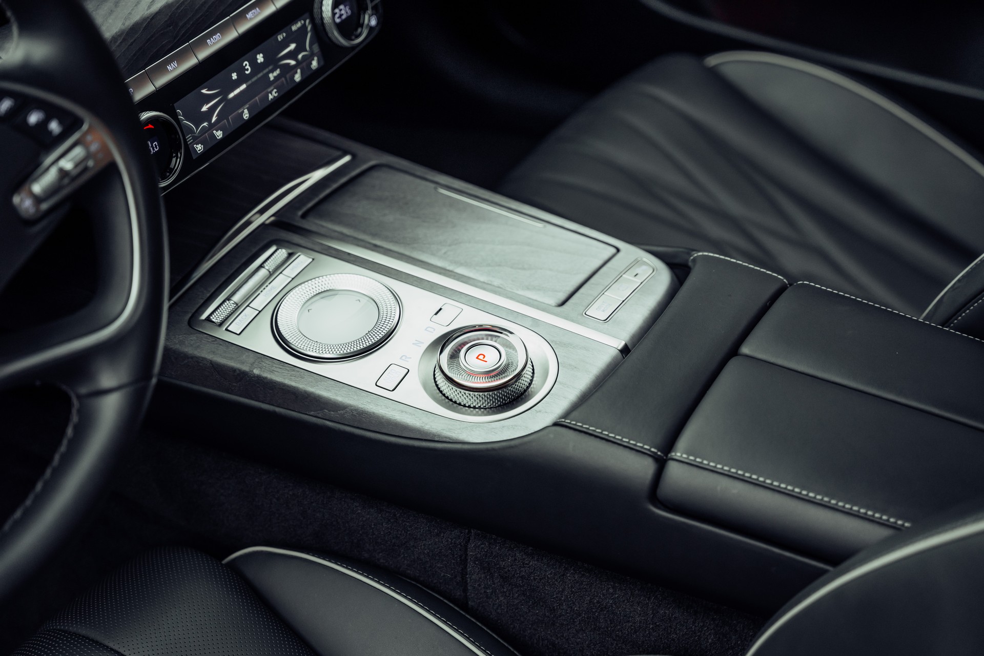 GENESIS G80 Electrificed Luxury 87,2kWh AWD-image-11