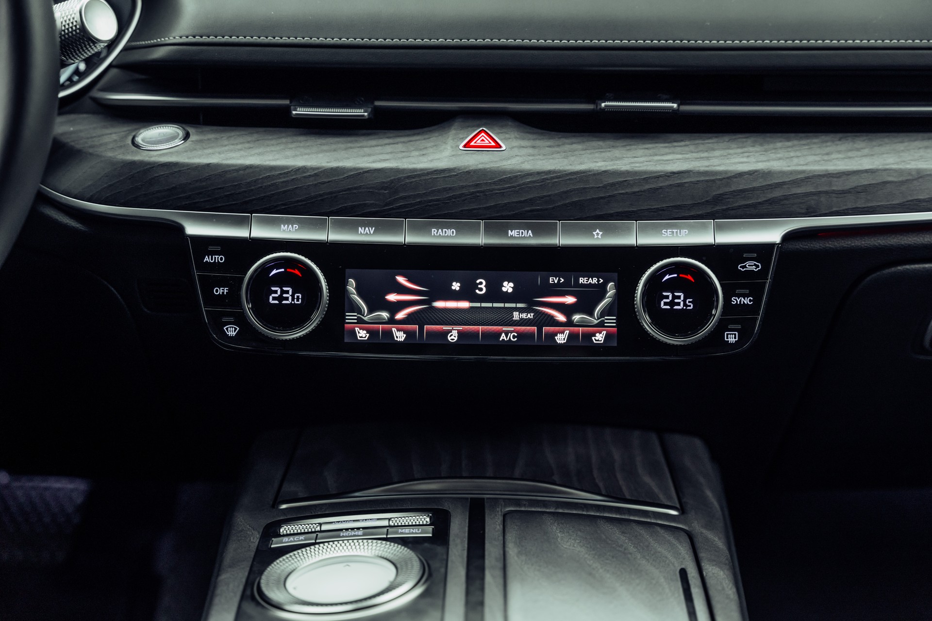 GENESIS G80 Electrificed Luxury 87,2kWh AWD-image-12