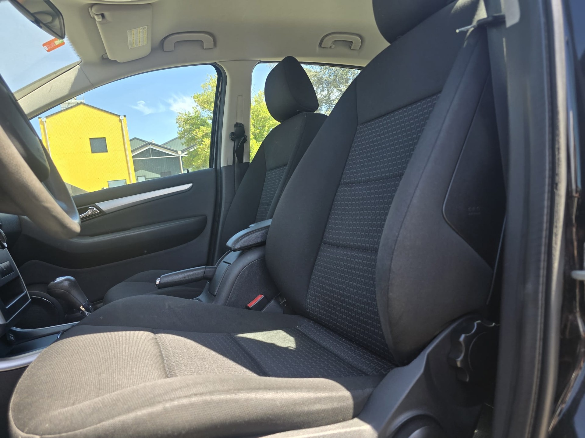 MERCEDES-BENZ B 180 CDI My Star Autotronic-image-6
