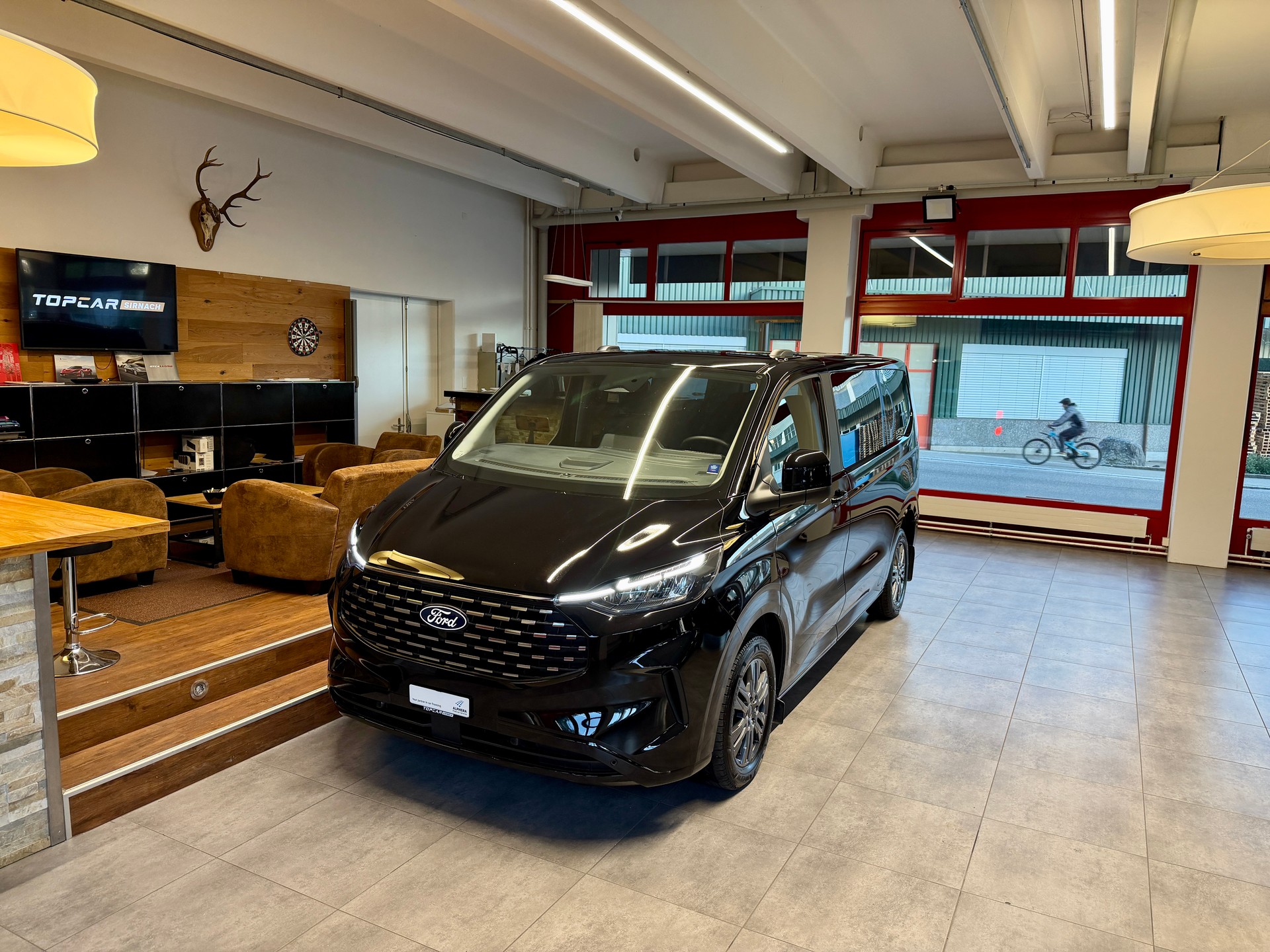 FORD Tourneo Bus 320 L1H1 Titanium Automat 4x4