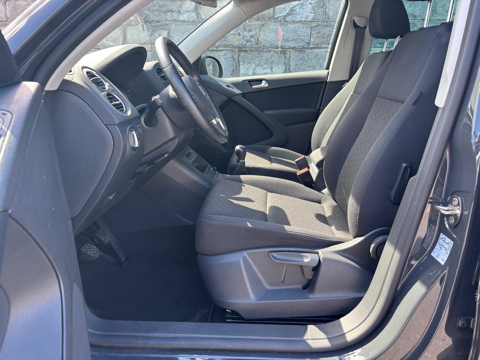 VW Tiguan 1.4 TSI BlueMotion Start 4x2-image-6
