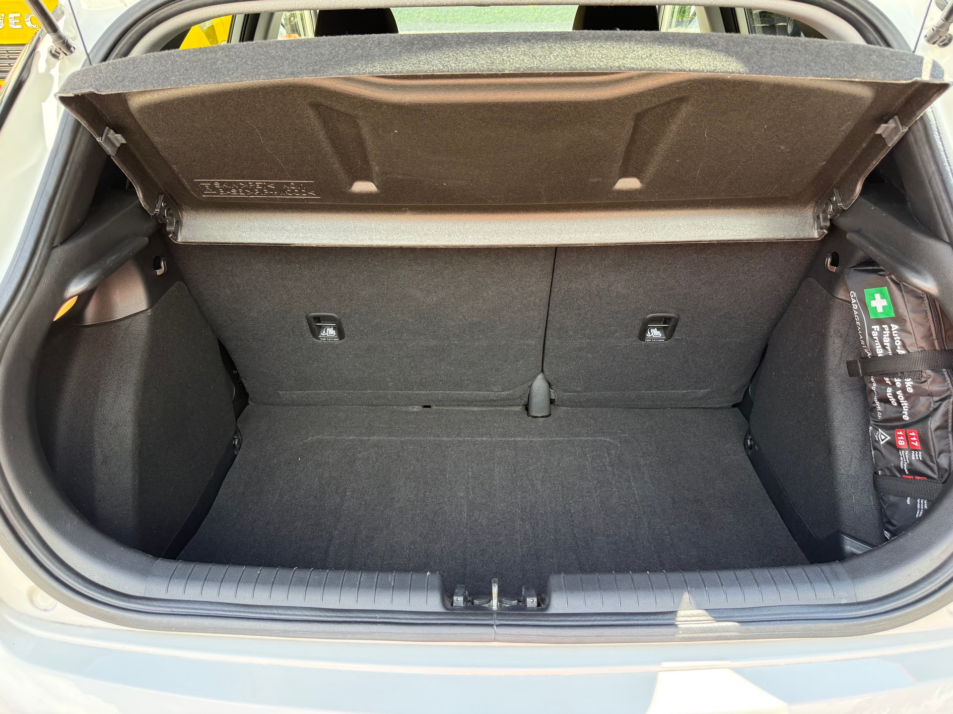 HYUNDAI i20 1.0 T-GDi Amplia ( Visite du jour-Garantie-Service à jour )-image-10