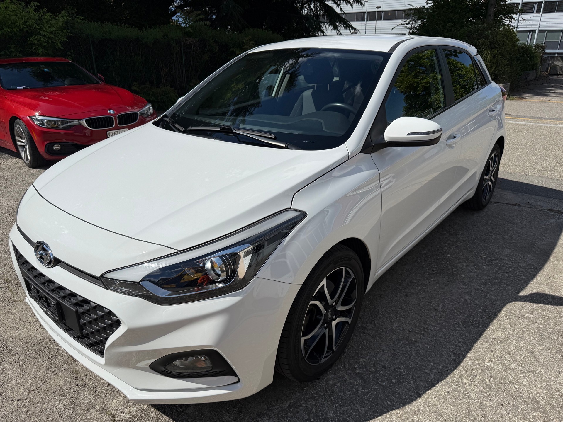HYUNDAI i20 1.0 T-GDi Amplia ( Visite du jour-Garantie-Service à jour )