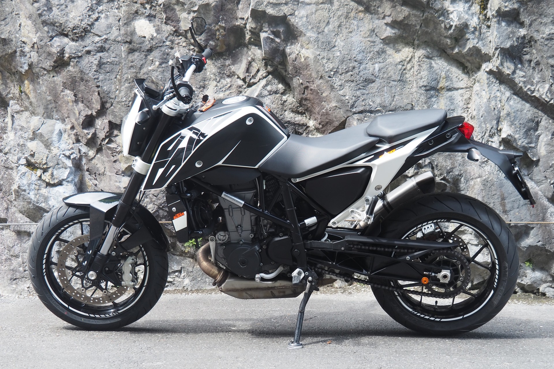 KTM 690 Duke ABS-image-3