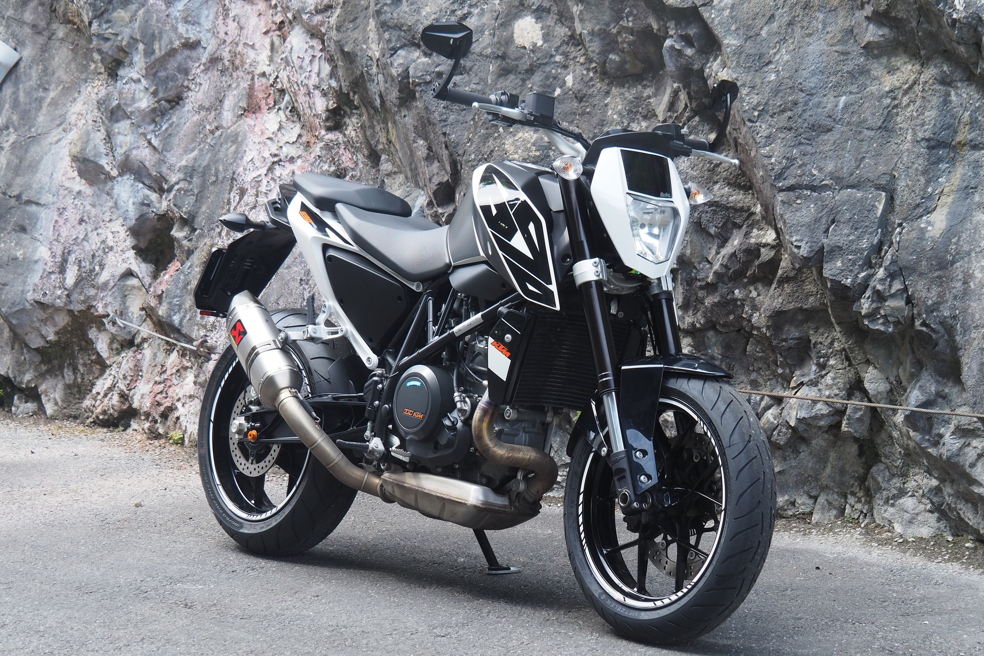 KTM 690 Duke ABS-image-0