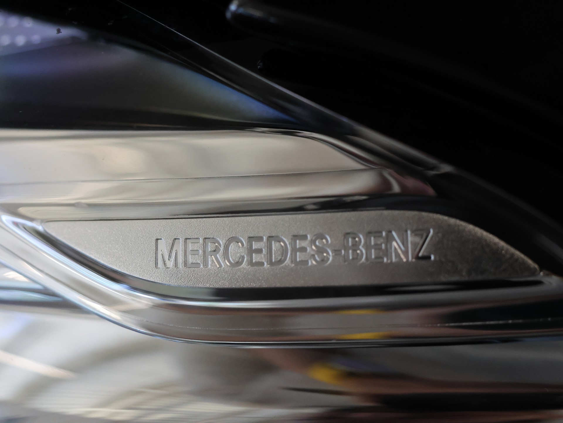 MERCEDES-BENZ GLC 43 AMG 4Matic 9G-Tronic *Panorama*Ambientebeleuchtung*Burmester*-image-14