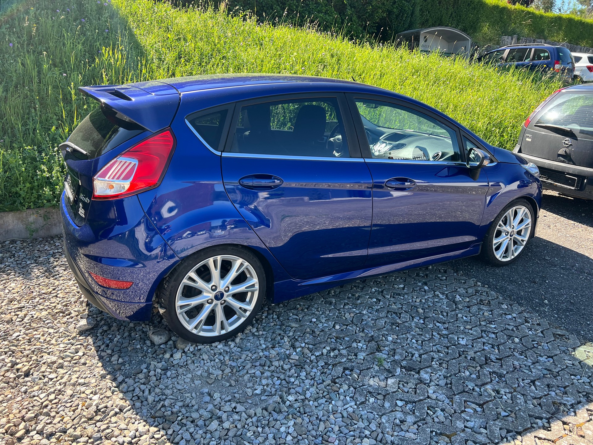 FORD Fiesta 1.0 SCTi Swiss Edition--ST- Line-140 ps-showroom-element-2
