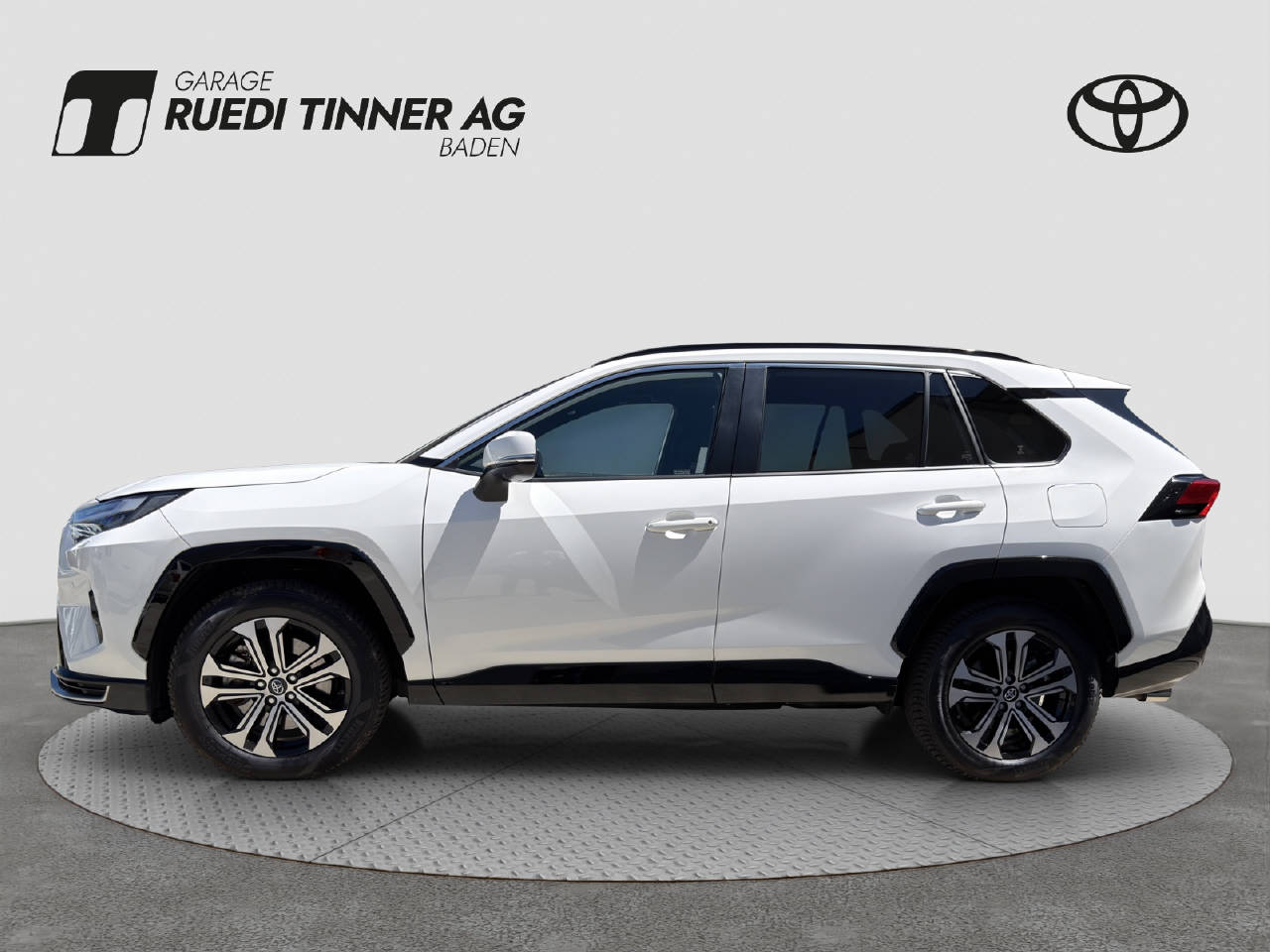 TOYOTA RAV-4 2.5 Plug-In-Hybrid Premium-showroom-element-2