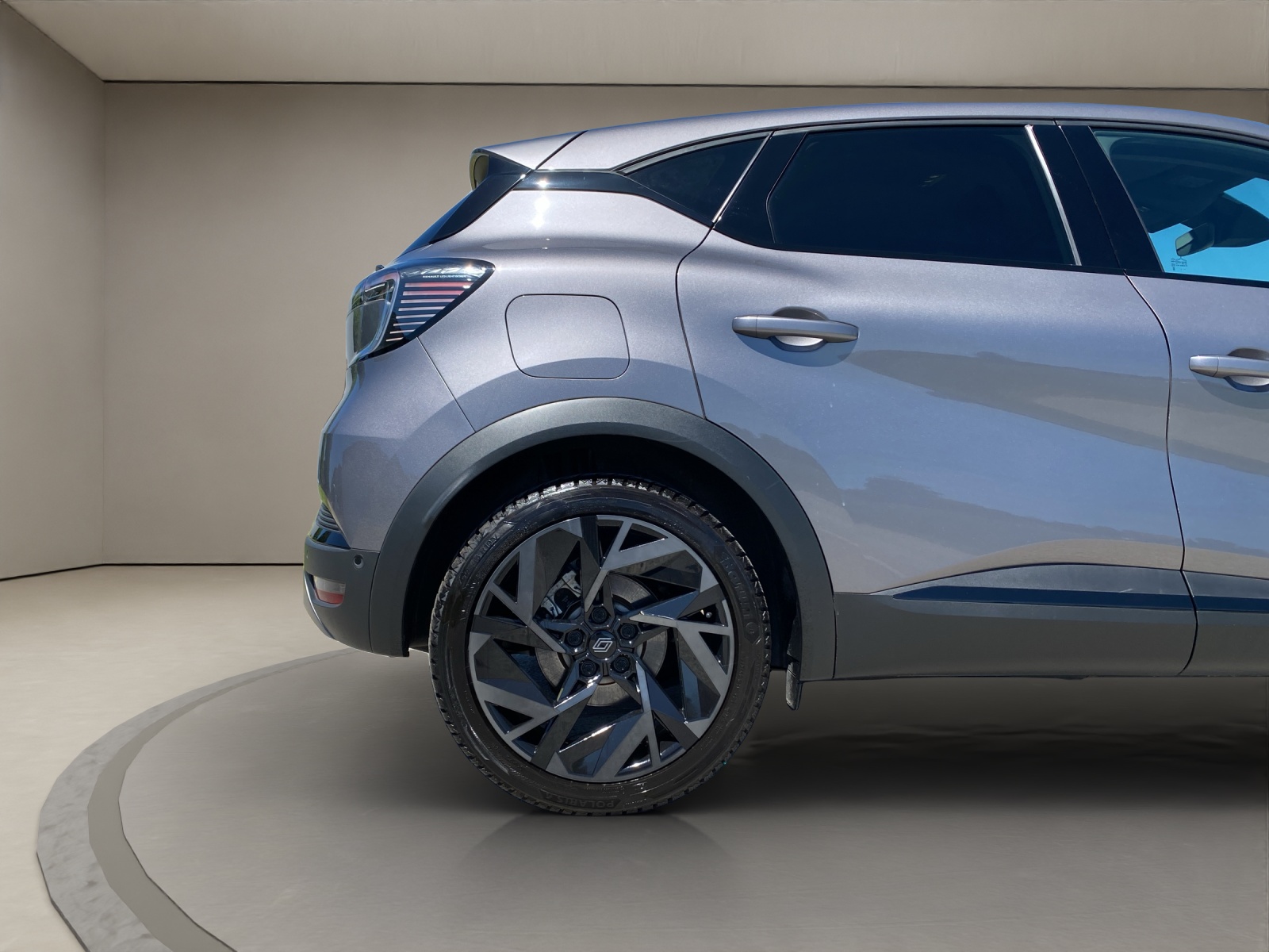 RENAULT Captur 1.3 TCe Esprit Alpine EDC-image-15