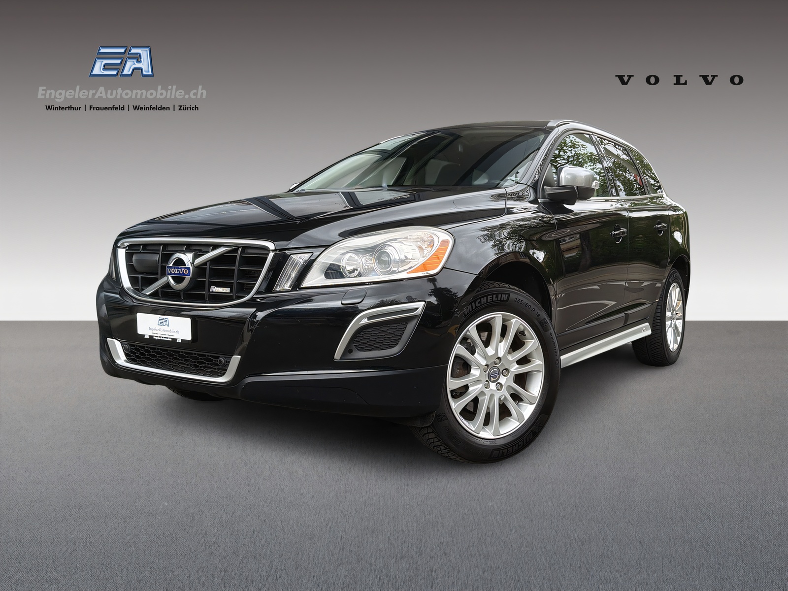 VOLVO XC60 2.4 D5 Kinetic R-Design AWD
