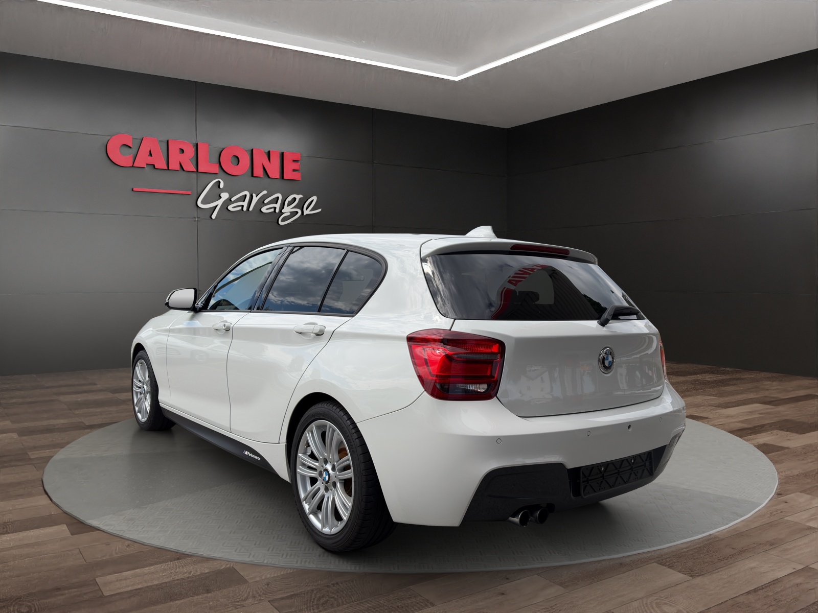 BMW 125i Steptronic-image-4