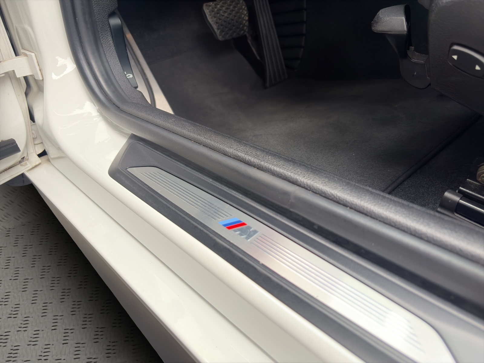 BMW 125i Steptronic-image-18