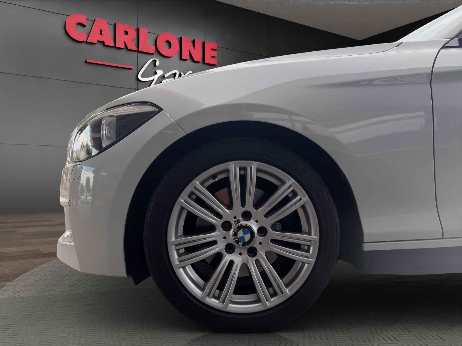 BMW 125i Steptronic-image-16