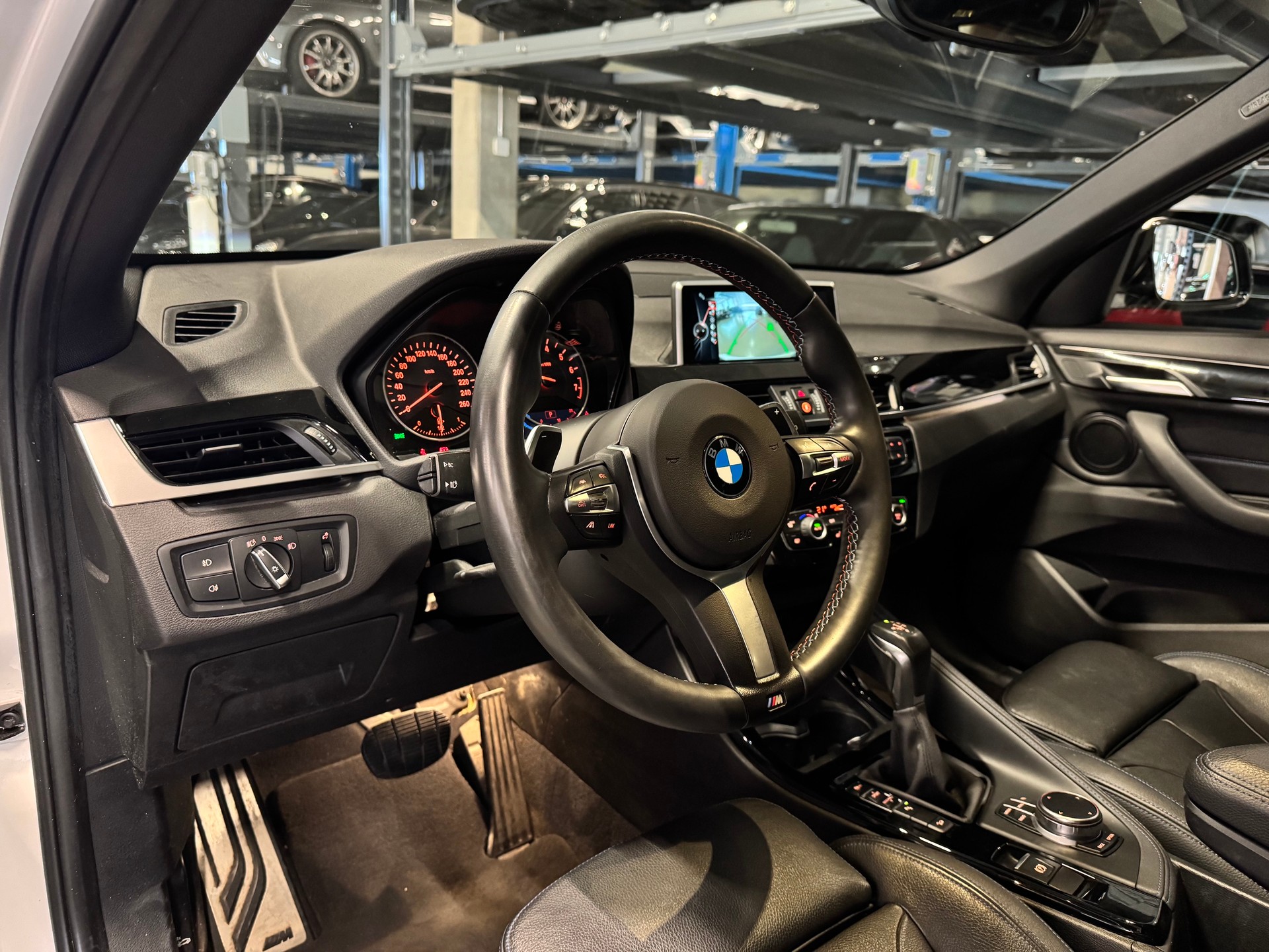 BMW X1 xDrive 25i M Sport Steptronic-image-6