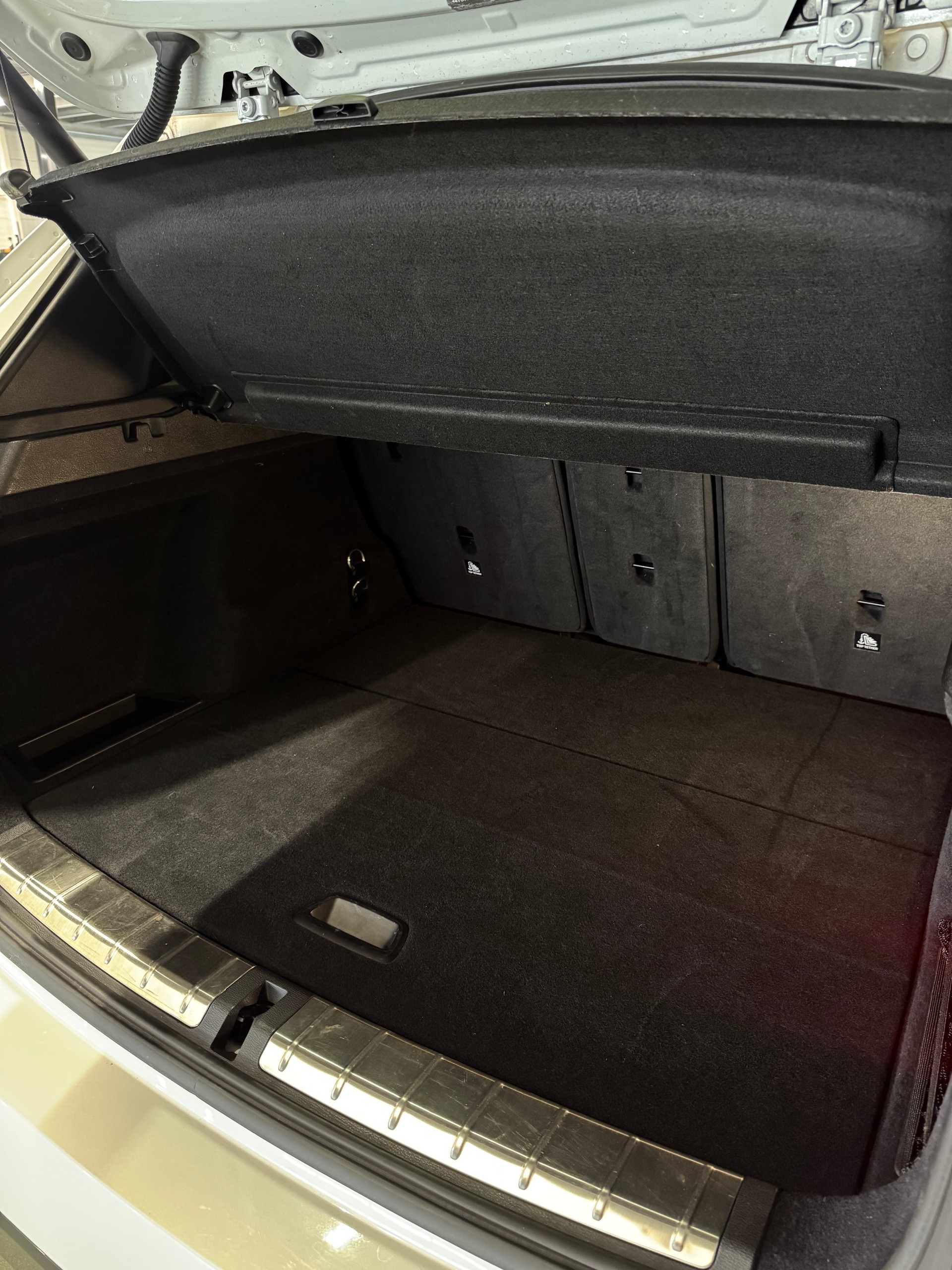 BMW X1 xDrive 25i M Sport Steptronic-image-12