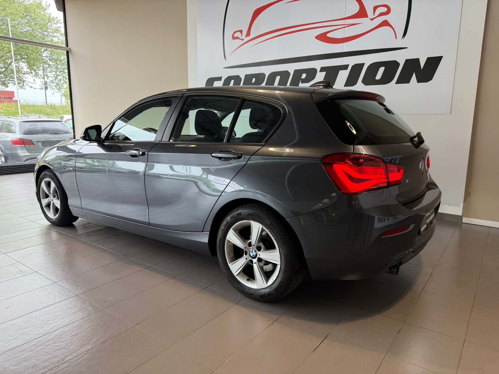 BMW 118d xDrive M Sport-image-6