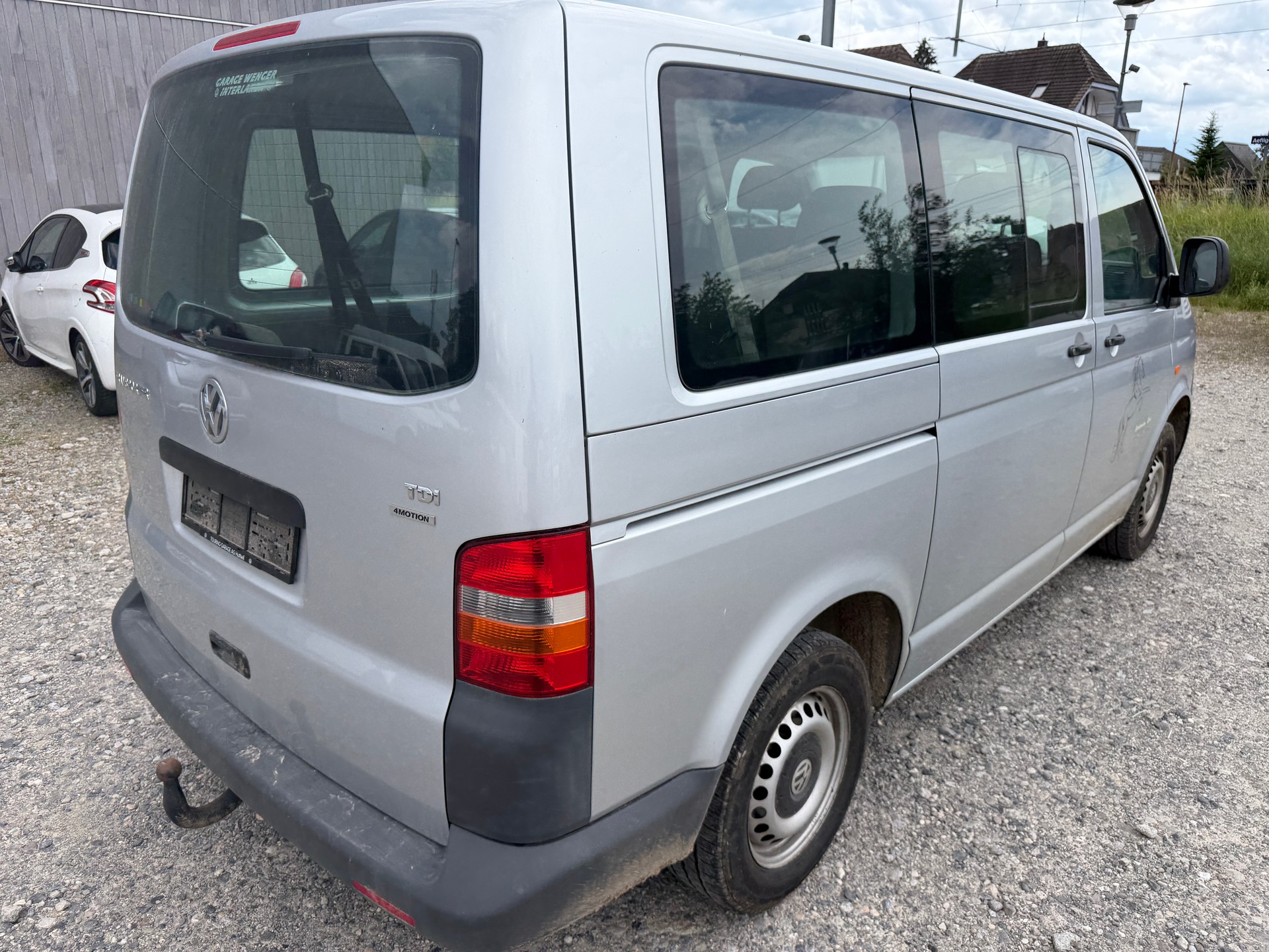 VW T5 Caravelle Trend 2.5TDI PD 4M-image-1