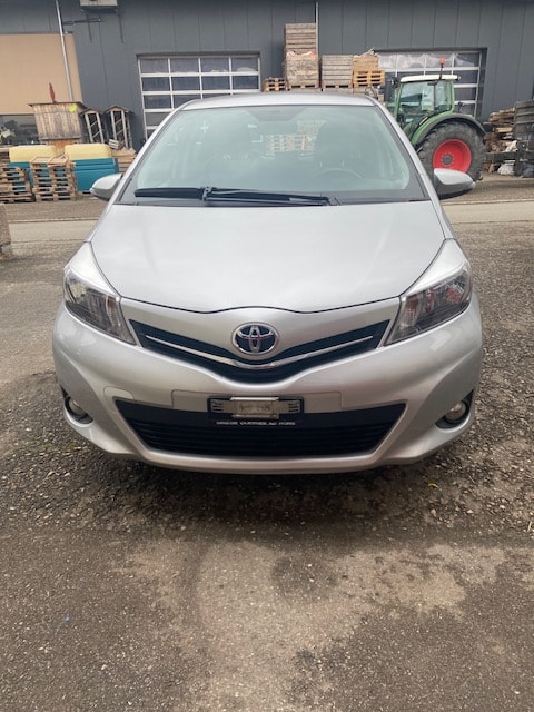 TOYOTA Yaris 1.33 Sol Multidrive-image-1