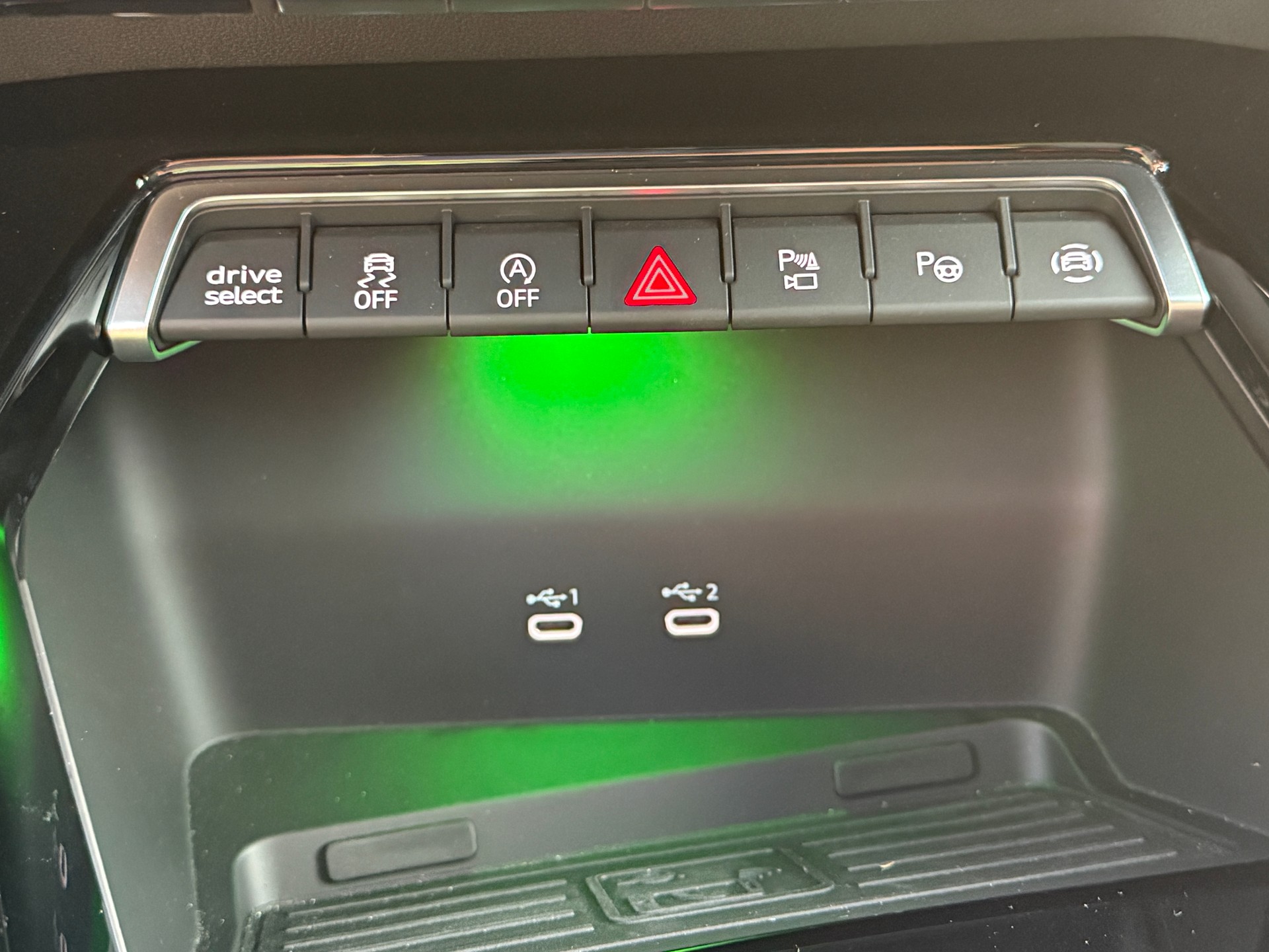 AUDI RS3 LIMOUSINE 2.5 TSI QUATTRO S-TRONIC*8FACH BEREIFT*EL. PANORAMA-GLASSCHIEBEDACH*-image-27