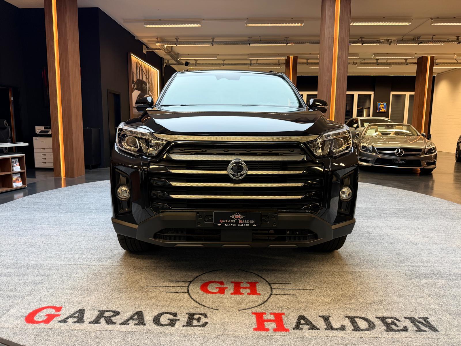 KGM-SsangYong Grand Musso 2.2 e-XDI Sapphire-showroom-element-1