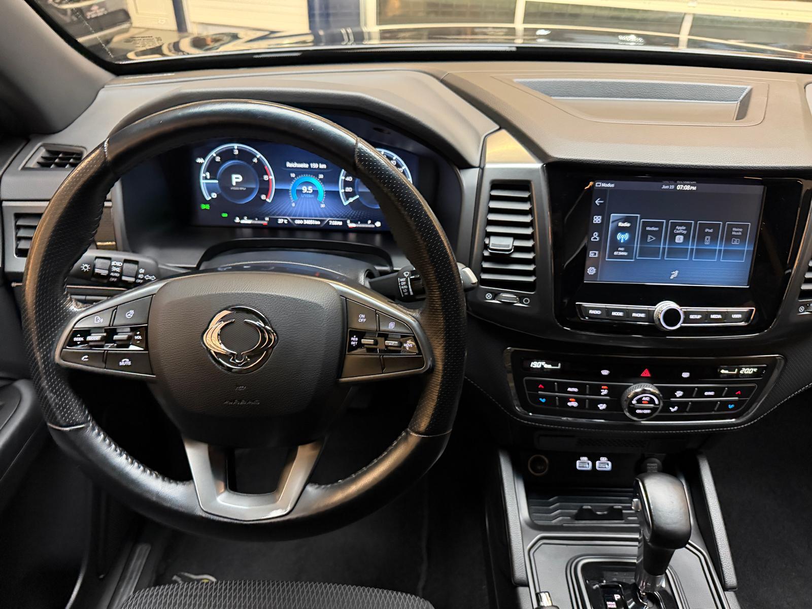 KGM-SsangYong Grand Musso 2.2 e-XDI Sapphire-image-11