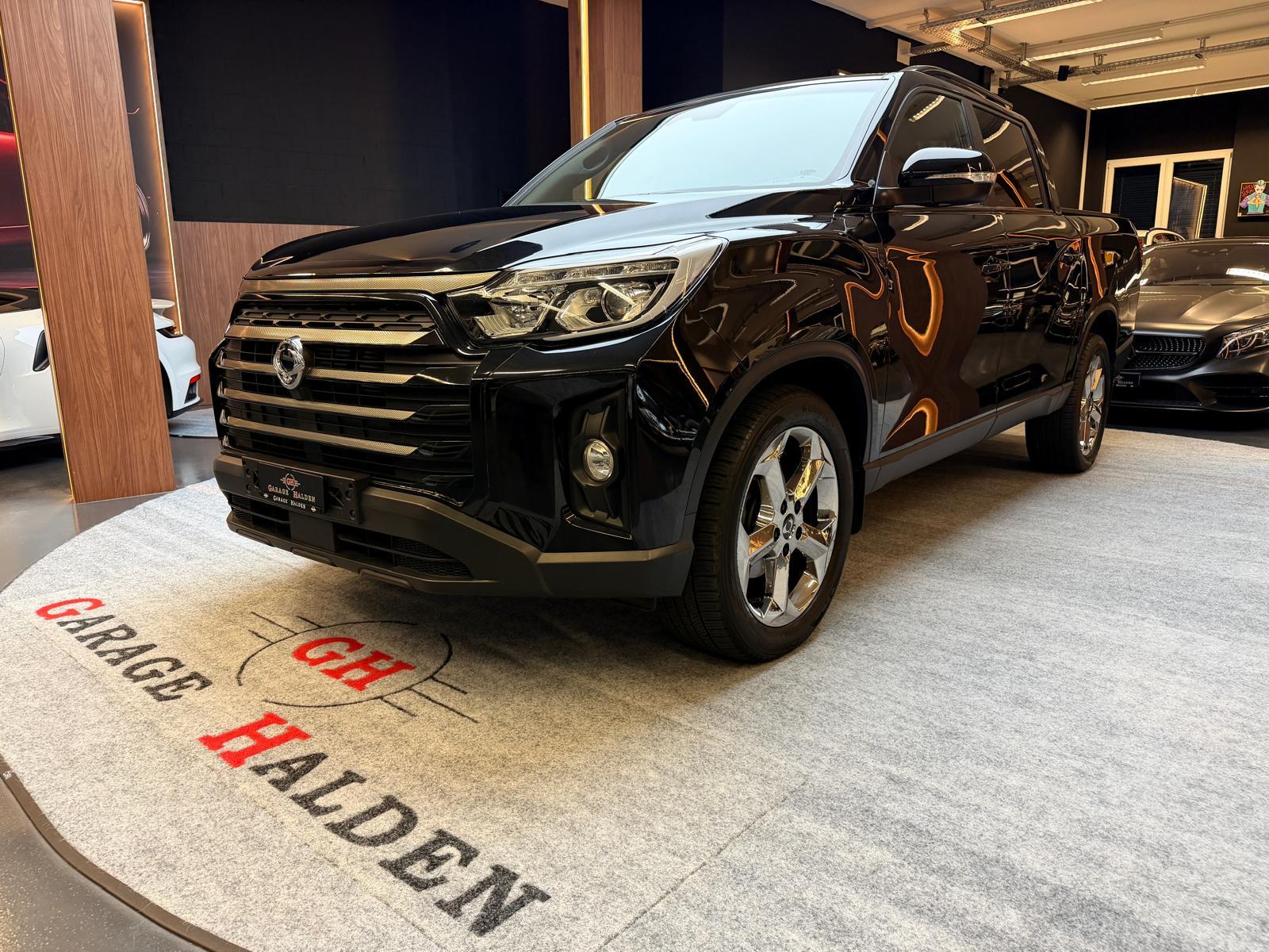 KGM-SsangYong Grand Musso 2.2 e-XDI Sapphire-showroom-element-3