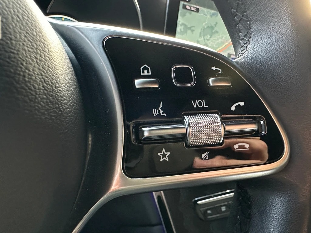 MERCEDES-BENZ GLC 220 d AMG Line 4 Matic-image-15