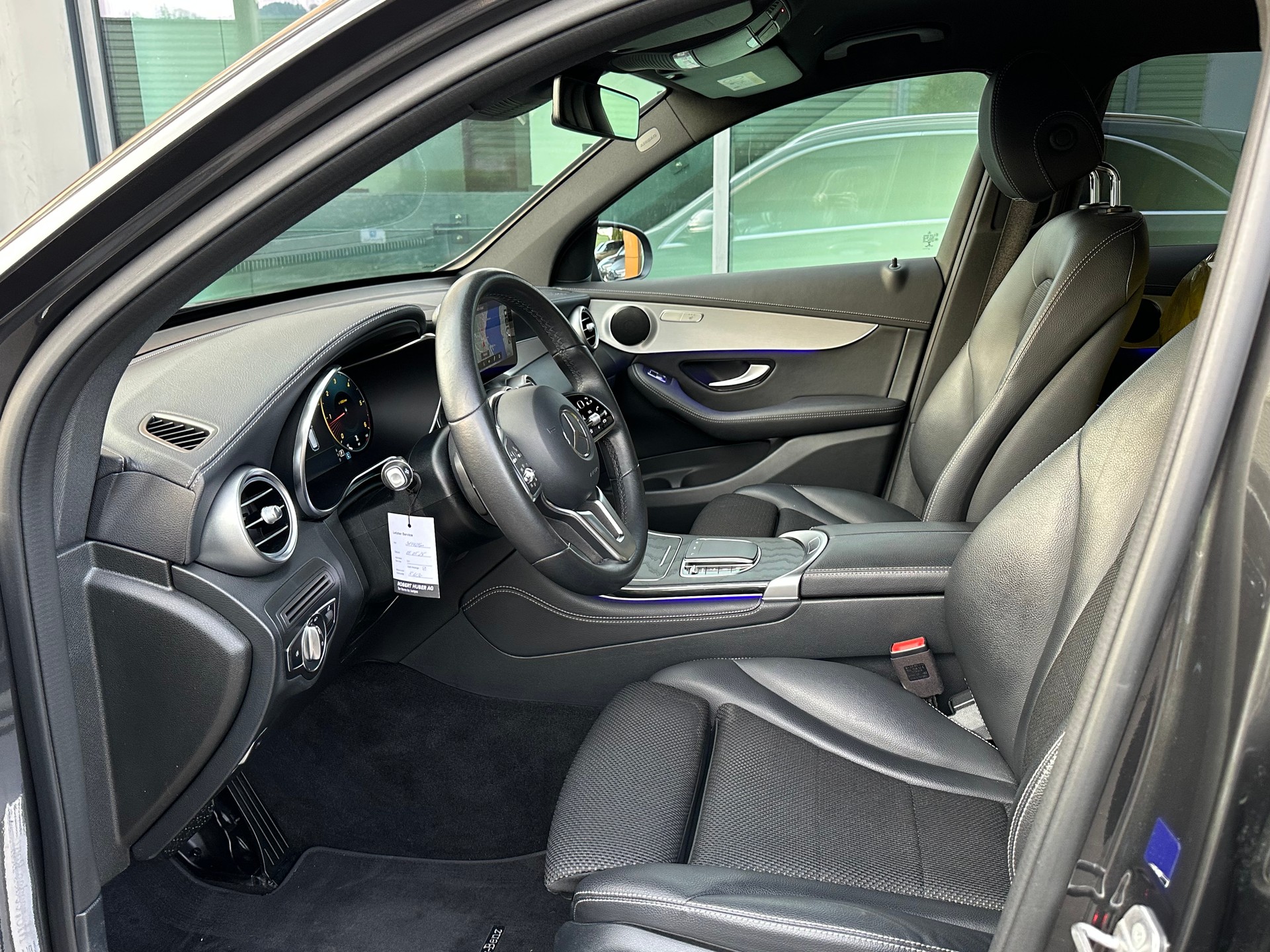 MERCEDES-BENZ GLC 220 d AMG Line 4 Matic-image-5