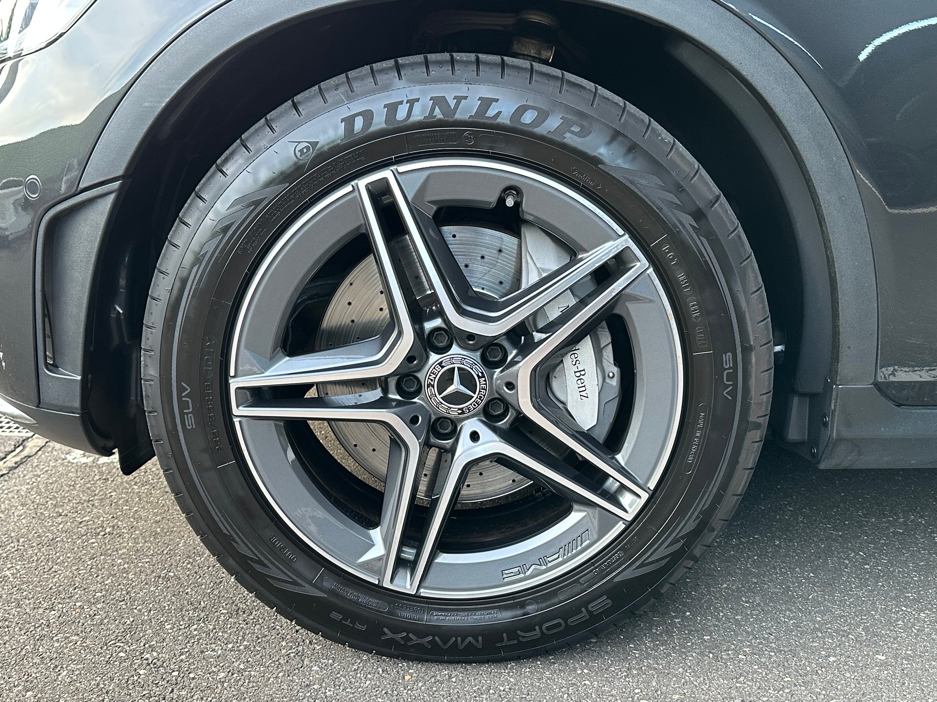 MERCEDES-BENZ GLC 220 d AMG Line 4 Matic-image-4