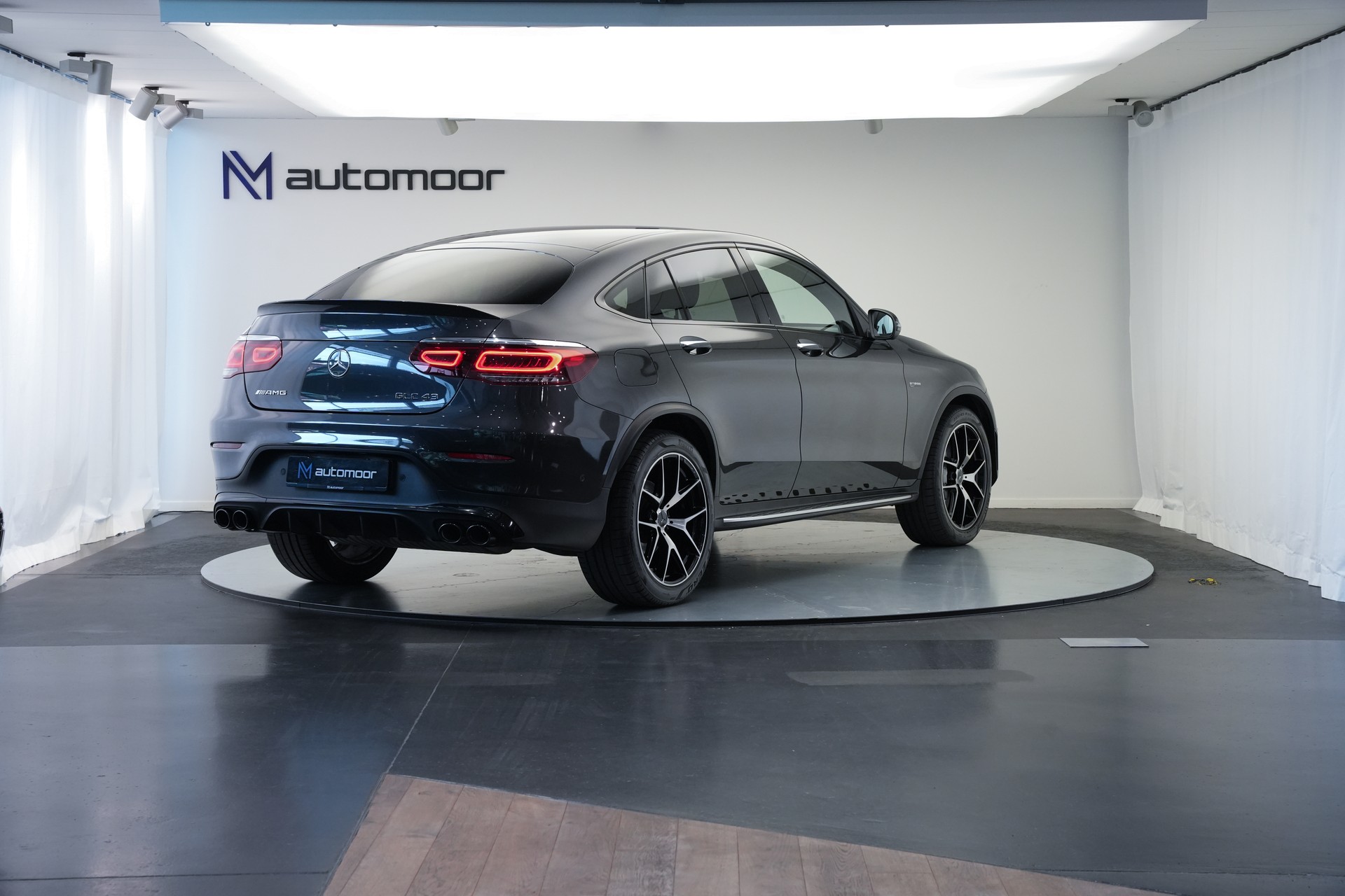 MERCEDES-BENZ GLC Coupé 43 AMG 4Matic 9G-Tronic *CH-Fahrzeug* *Burmester* *HuD* *Pano*-image-4