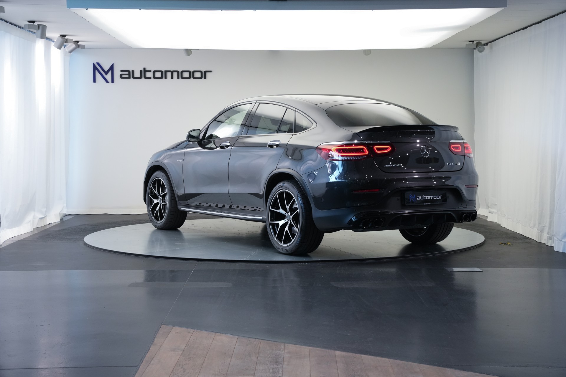 MERCEDES-BENZ GLC Coupé 43 AMG 4Matic 9G-Tronic *CH-Fahrzeug* *Burmester* *HuD* *Pano*-image-6