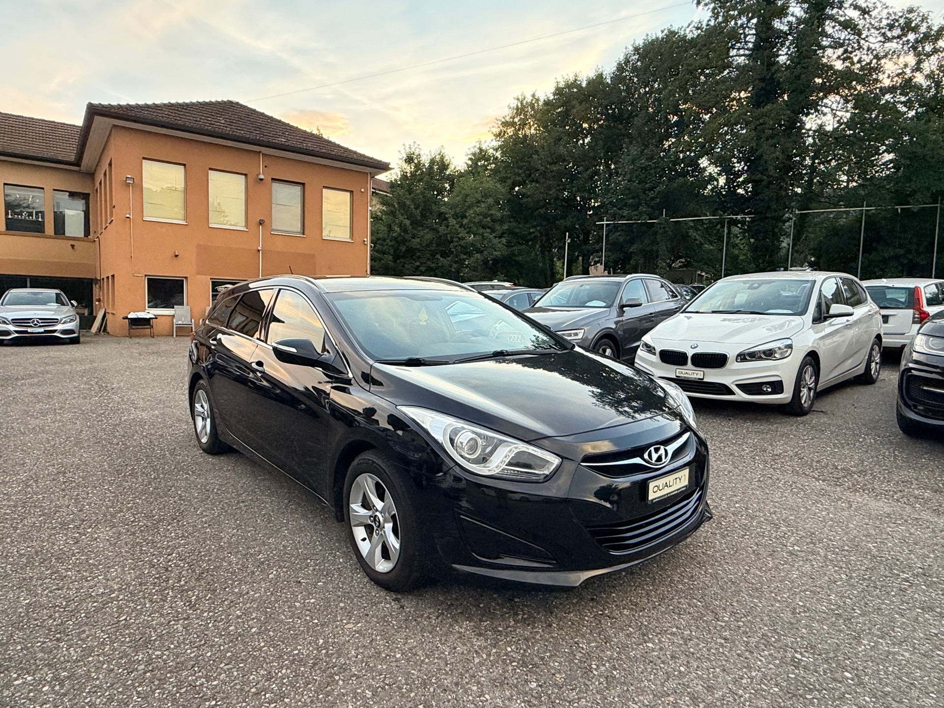 HYUNDAI i40 Wagon 1.7 CRDI ISG Comfort ab MFK-showroom-element-2