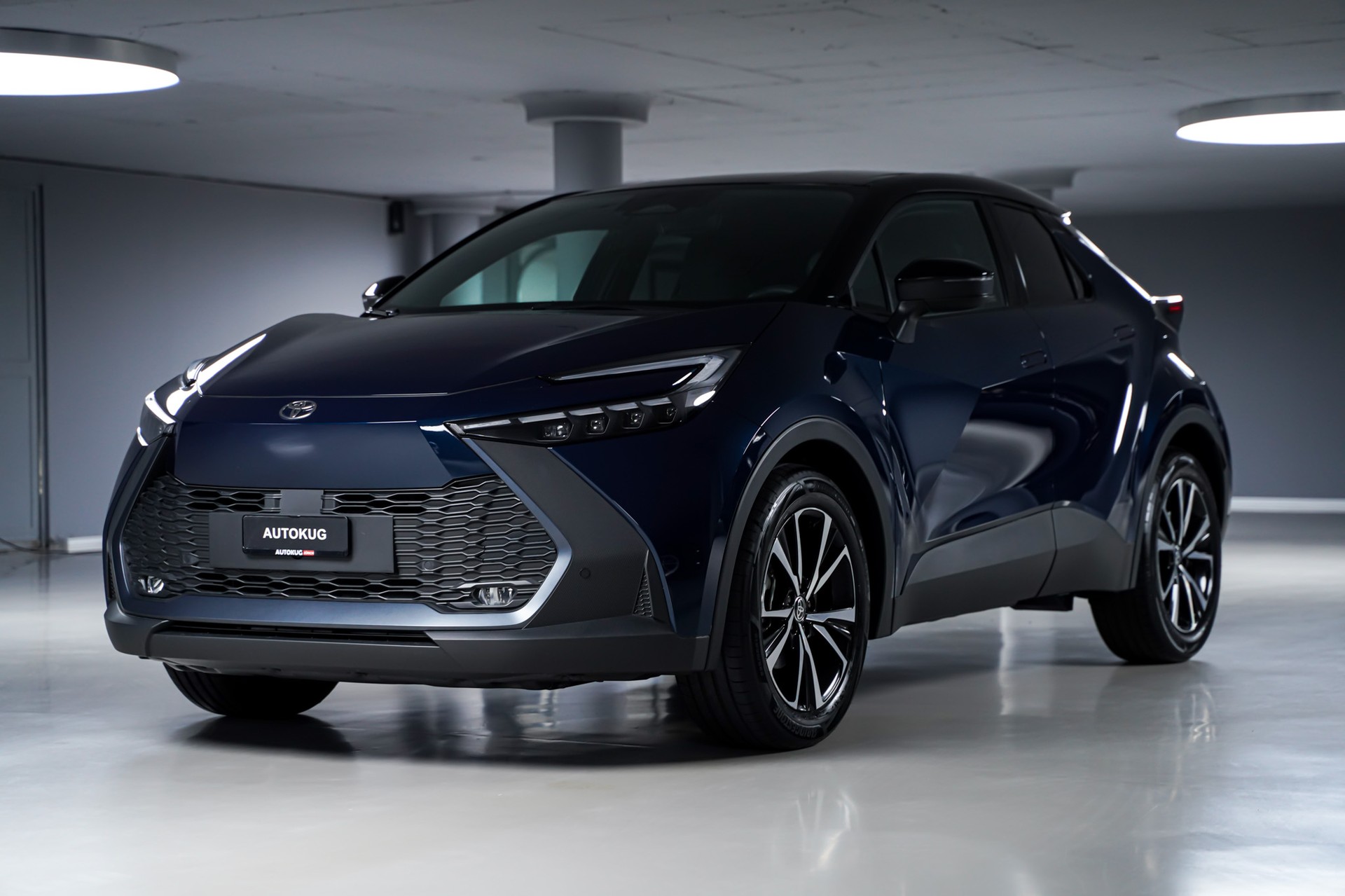 TOYOTA C-HR 2.0 HSD CVT Style