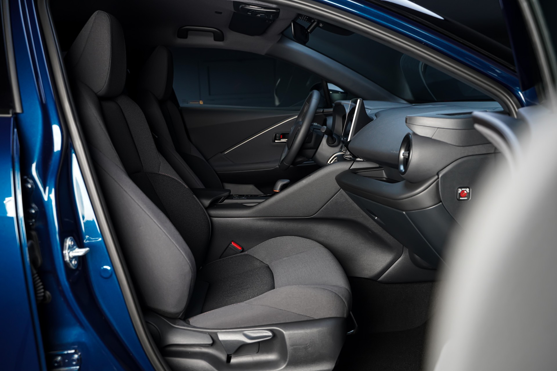 TOYOTA C-HR 2.0 HSD CVT Style-image-17