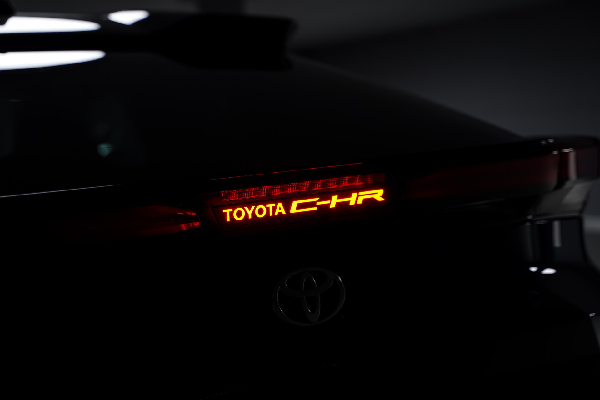 TOYOTA C-HR 2.0 HSD CVT Style-image-7