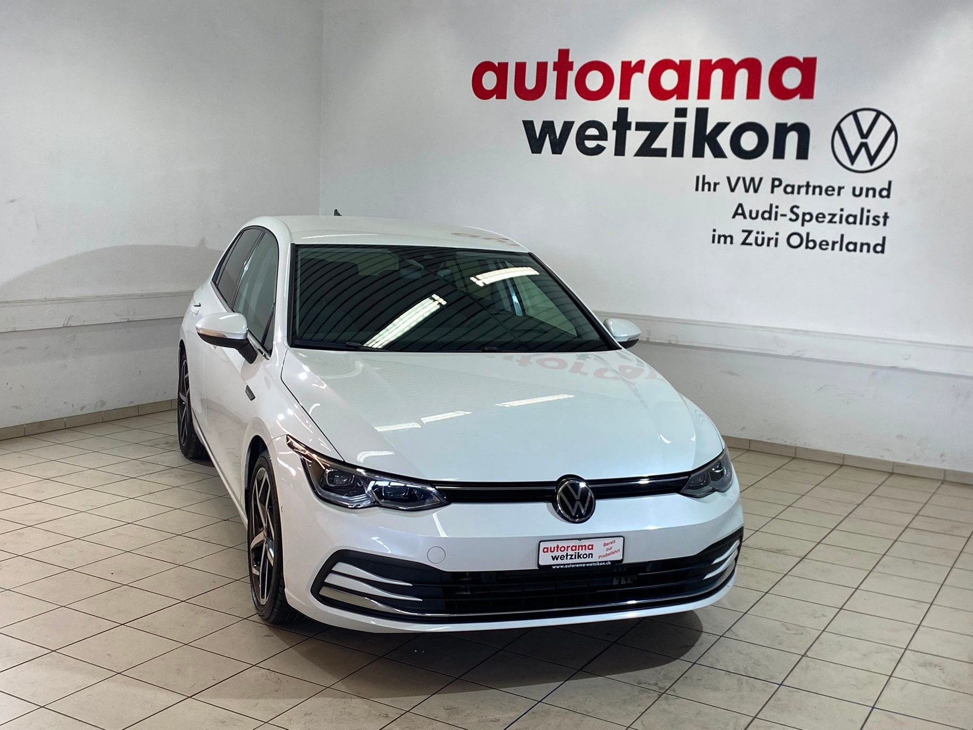 VW Golf 1.5 eTSI mHEV ACT Style DSG-showroom-element-1