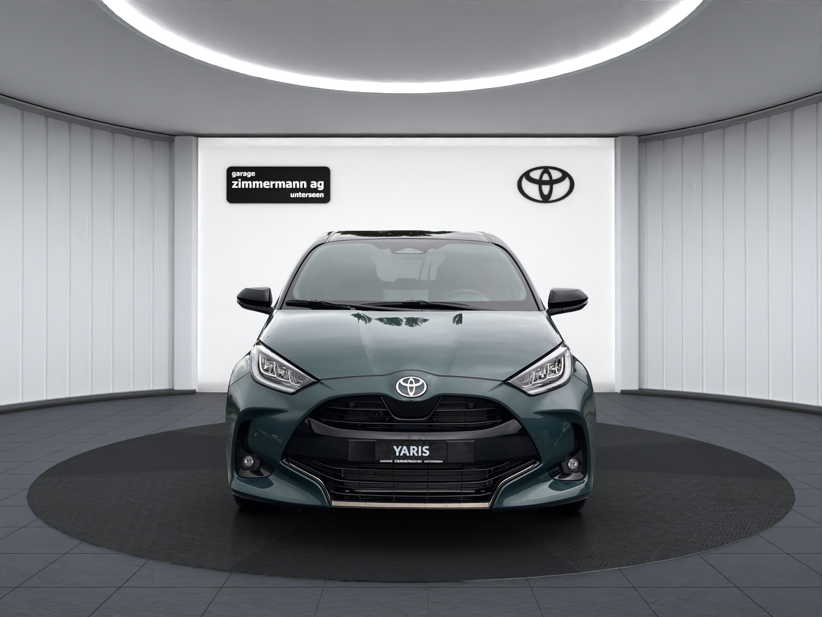 TOYOTA Yaris 1.5 VVT-i HSD Premium-showroom-element-1