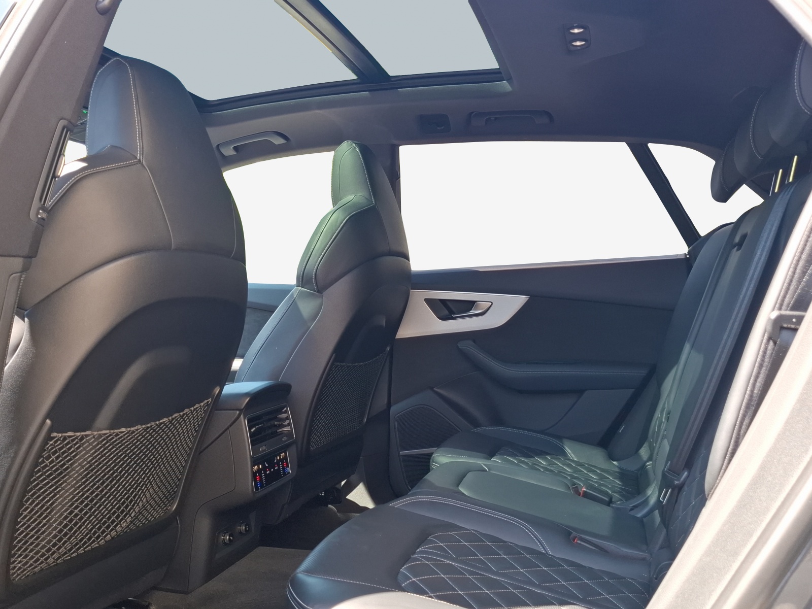 AUDI Q8 50 TDI quattro tiptronic-image-11