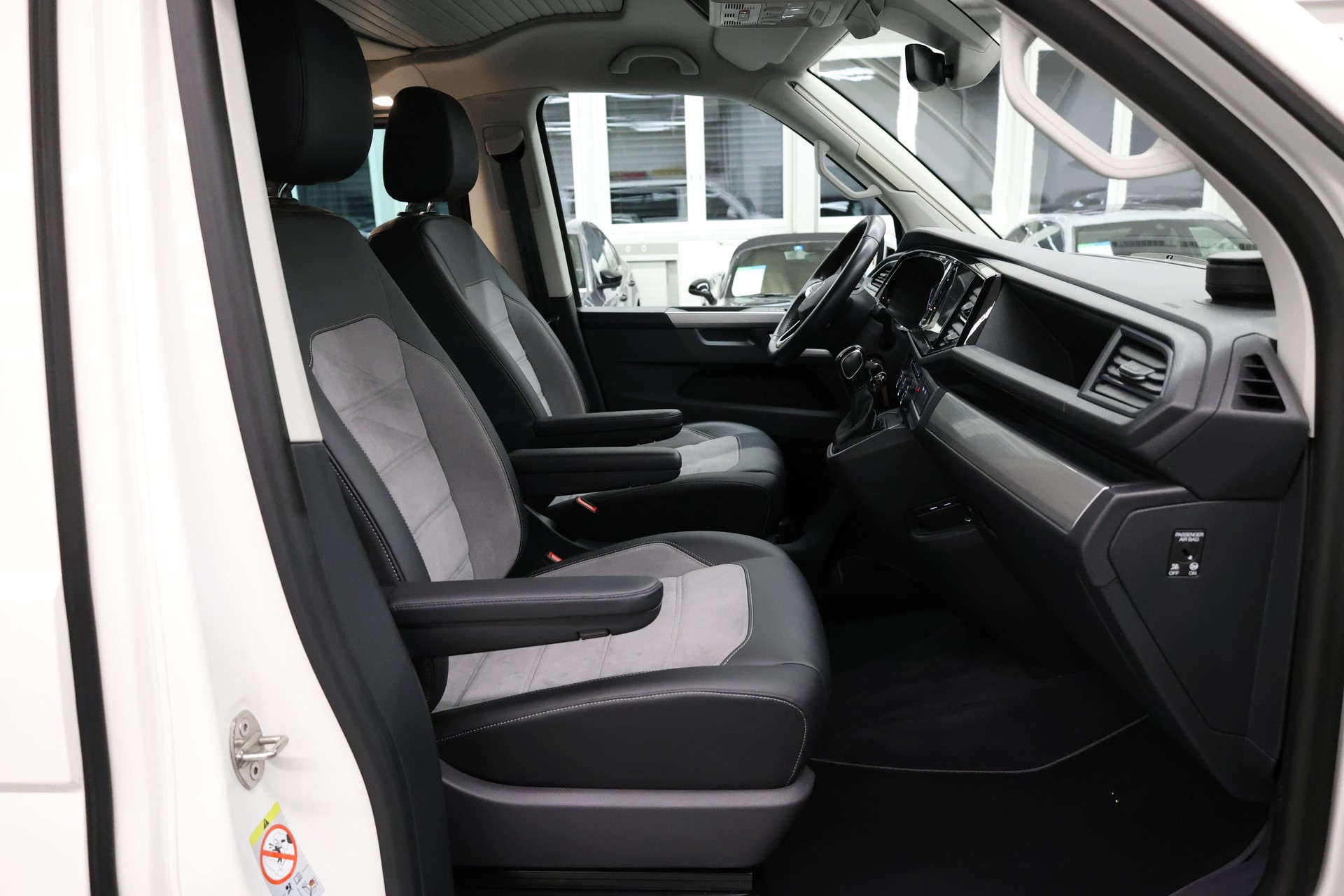 VW T6.1 California 3000 2.0 TDI 150 Beach Liberty Spirit DSG-image-20