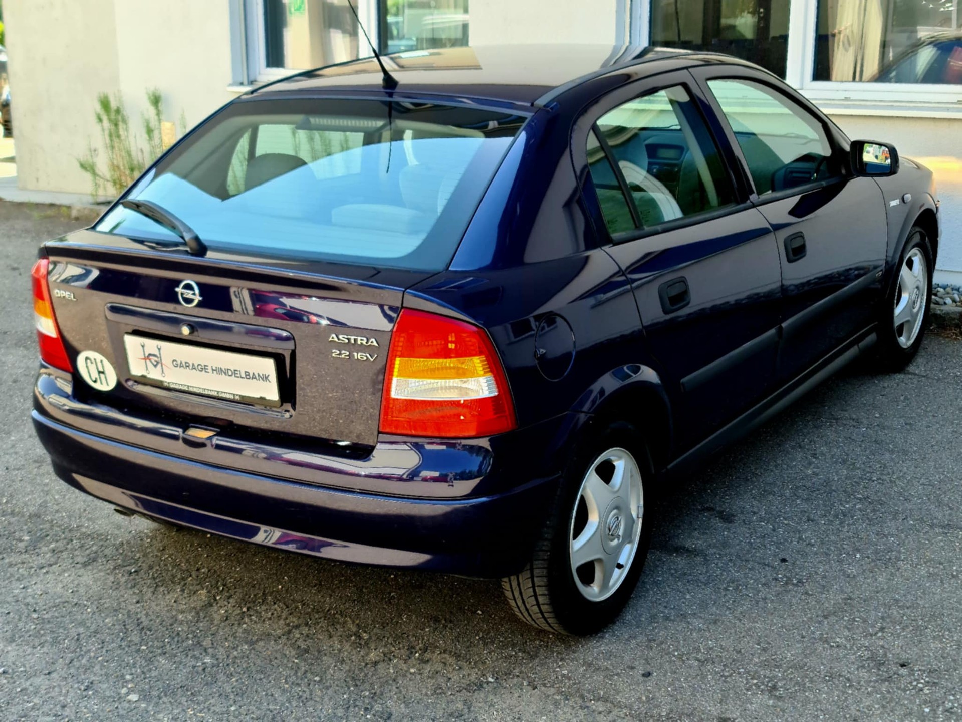 OPEL Astra 2.0i 16V Sport-image-5