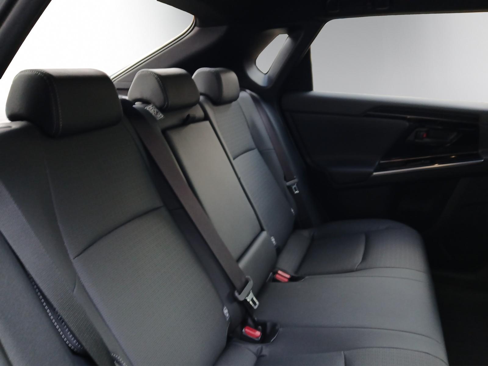 TOYOTA 11 kW Premium AWD-image-7