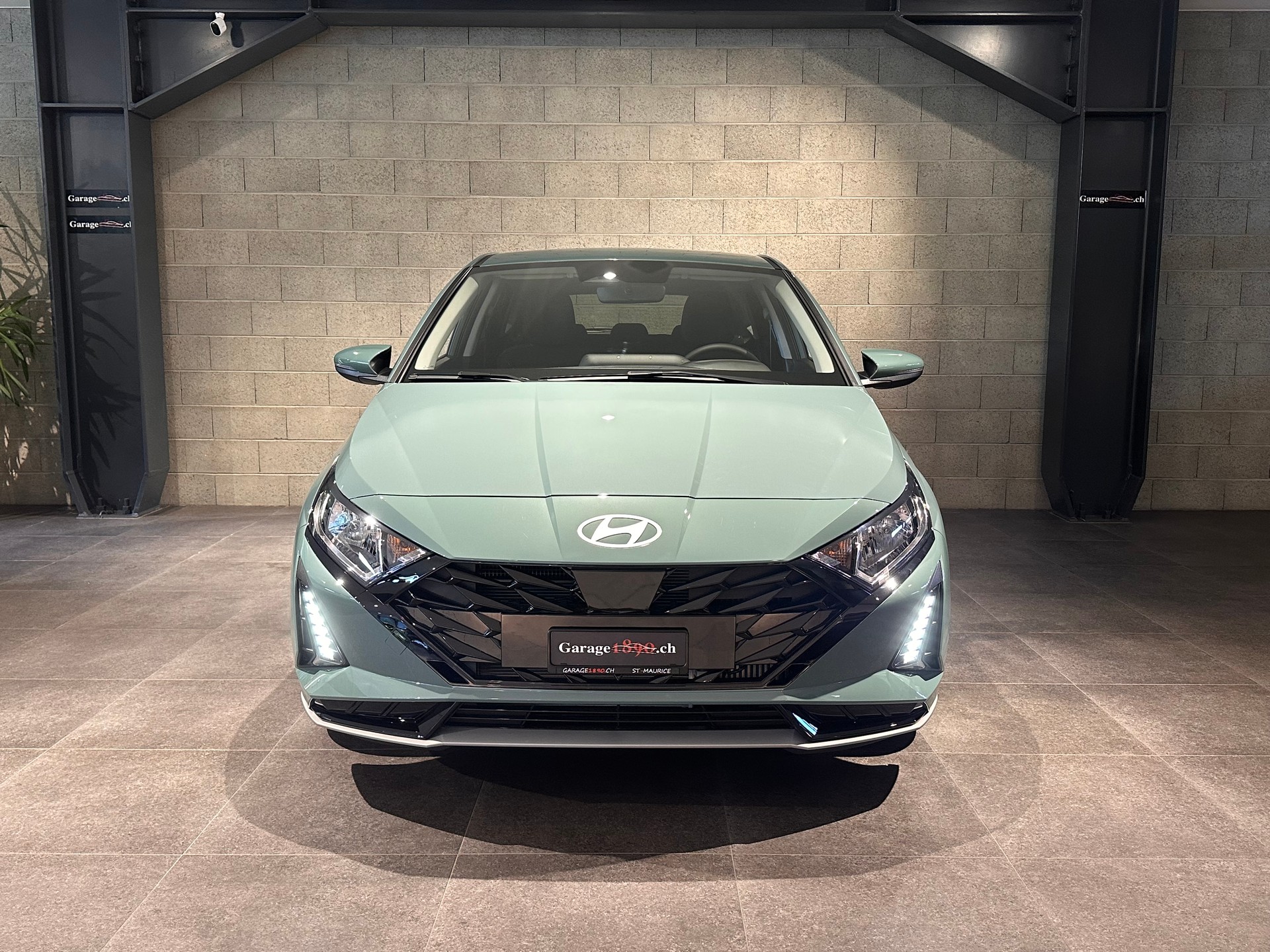 HYUNDAI i20 1.0 T-GDi Amplia GO! DCT-image-2