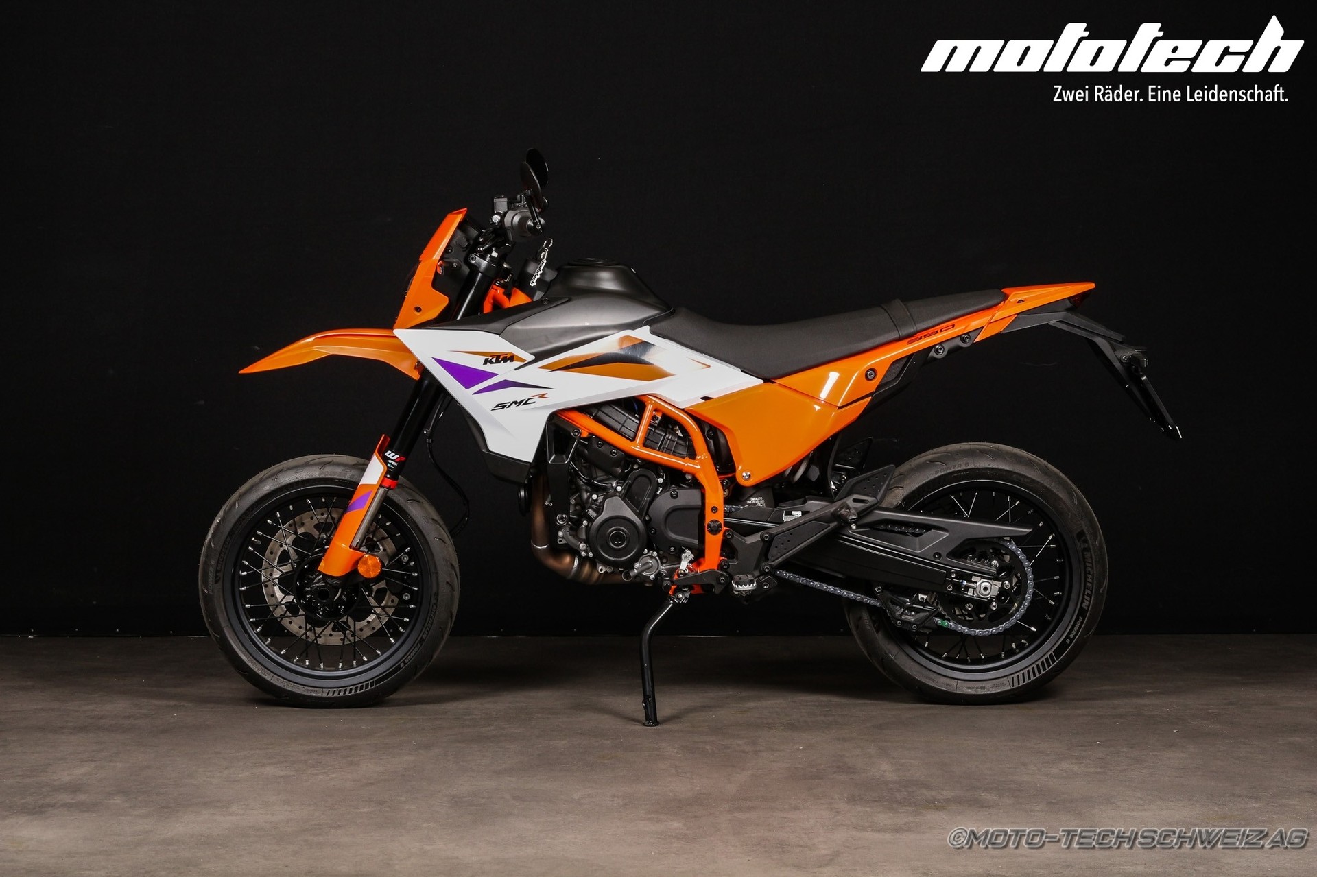 KTM 390 SMC R-image-3