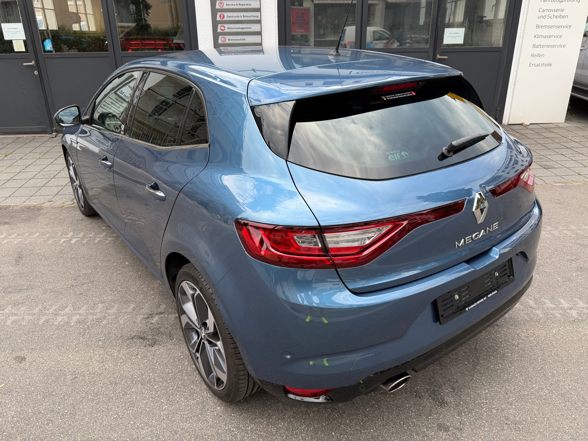 RENAULT Mégane 1.2 16V Turbo 90th Anniversary EDC-image-5